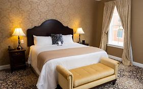 The Mount Vernon Grand Hotel